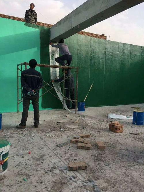 新市针对老旧车间地面普遍存在的起砂、裂缝问题